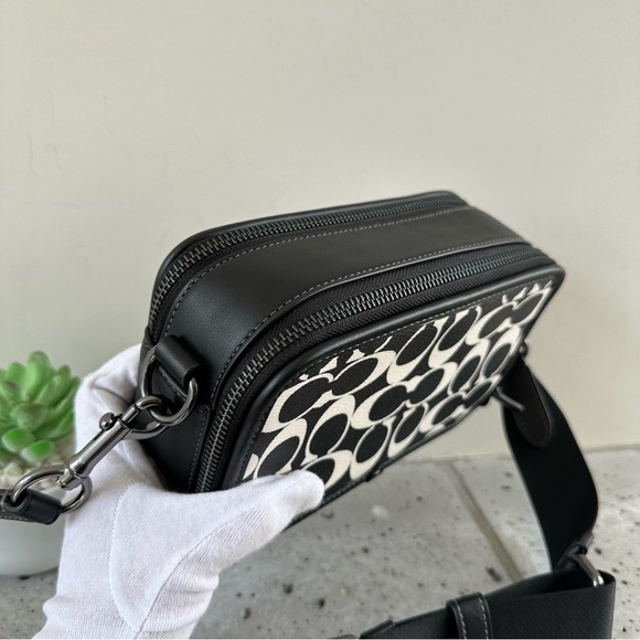 NWT Coach Wyatt Crossbody In Signature Canvas - Picture 8 of 11